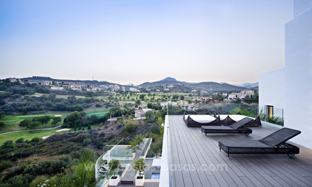 Villa de style moderne exclusive à vendre dans la région de Marbella - Benahavis 10