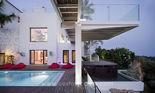 Villa de style moderne exclusive à vendre dans la région de Marbella - Benahavis 3