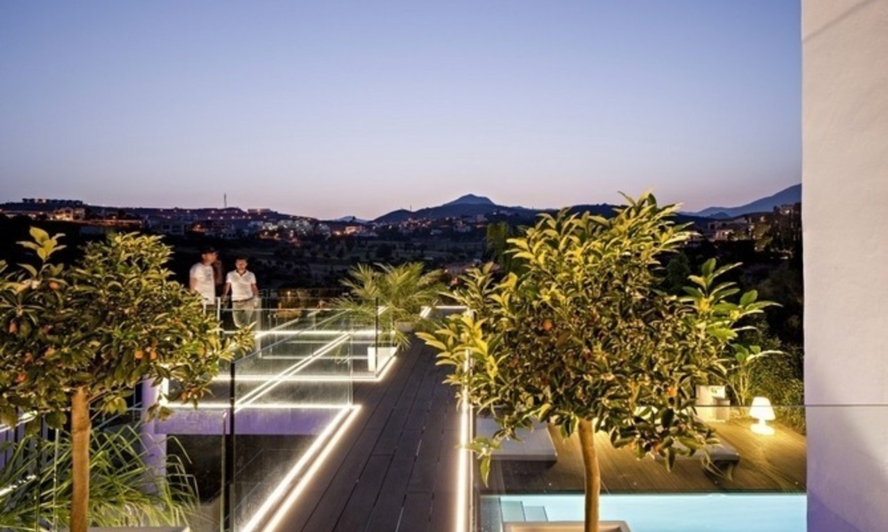 Villa de style moderne exclusive à vendre dans la région de Marbella - Benahavis 6
