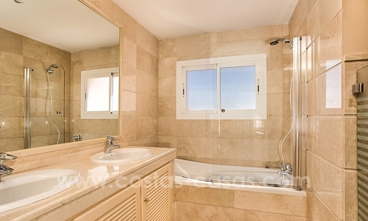 Luxueux appartement penthouse à vendre à Nueva Andalucia - Marbella 11