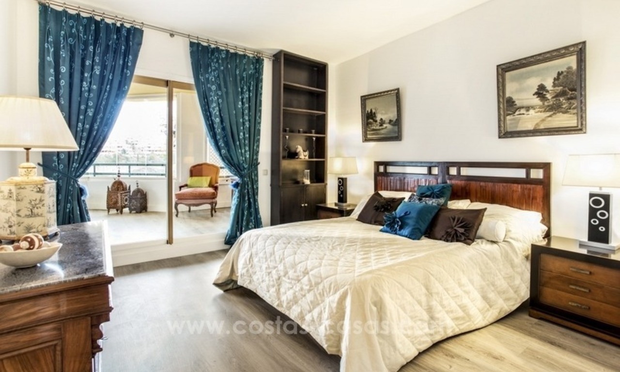 Appartement de golf de 3 chambres rénové à vendre à Elviria, Marbella 5