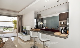 Penthouse appartement contemporain de luxe dans une zone de golf à vendre à Marbella - Benahavís 16