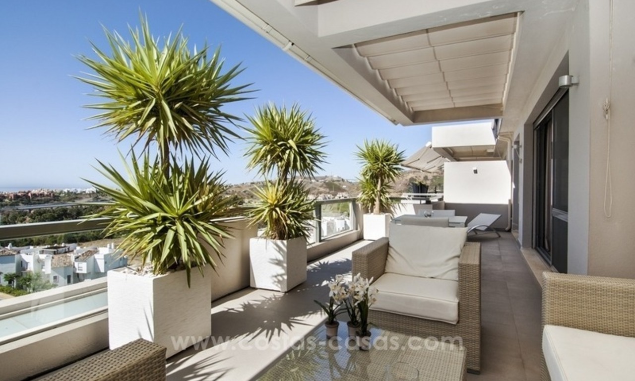 Penthouse appartement contemporain de luxe dans une zone de golf à vendre à Marbella - Benahavís 22