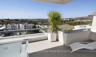 Penthouse appartement contemporain de luxe dans une zone de golf à vendre à Marbella - Benahavís 2