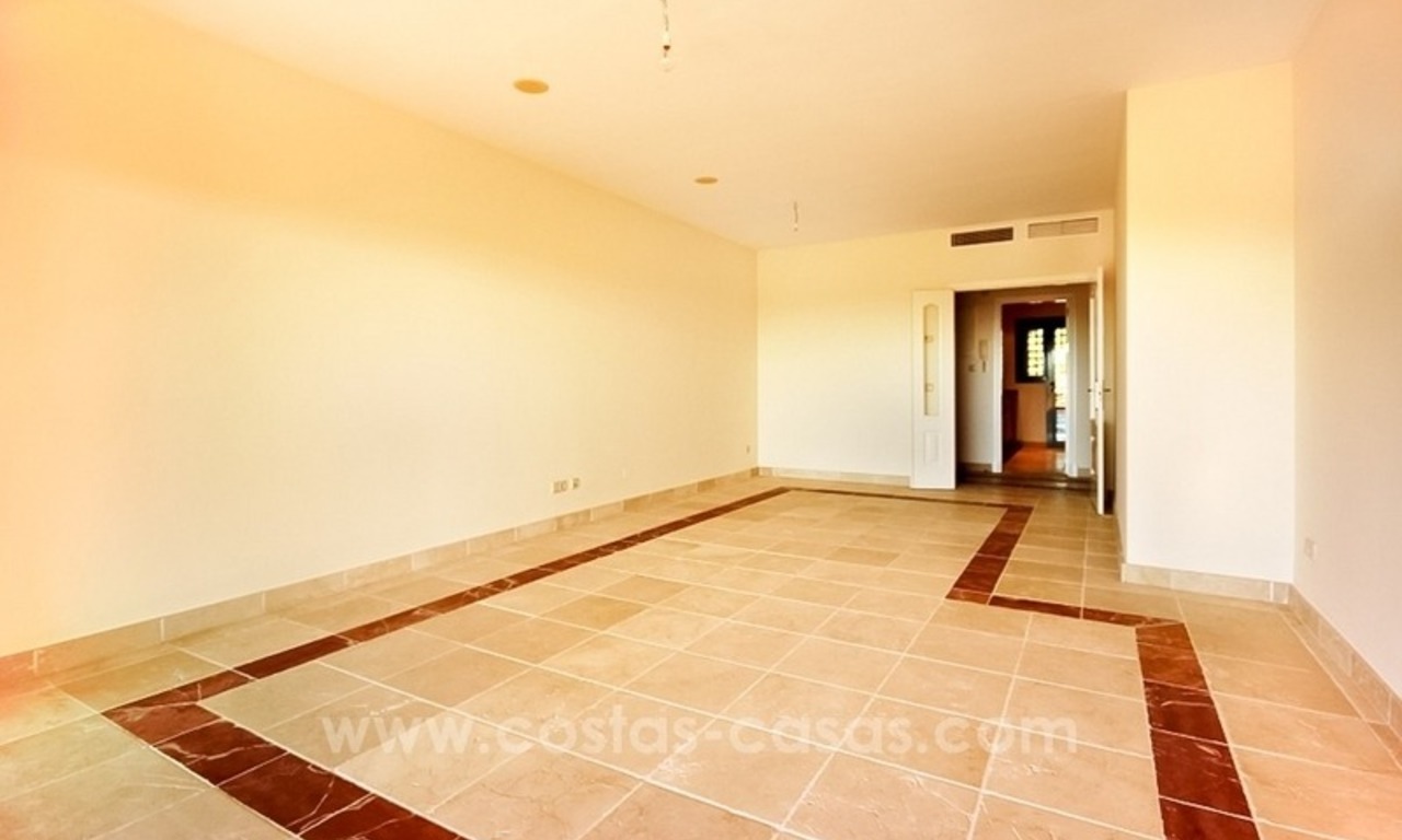 Très bel appartement au premier étage à vendre dans la région de Benahavis - Marbella 5