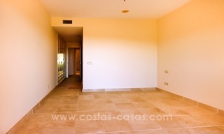 Très bel appartement au premier étage à vendre dans la région de Benahavis - Marbella 9