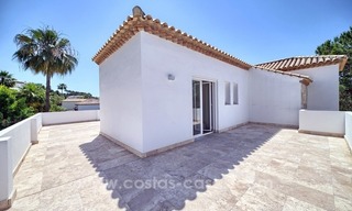 Villa rénovée à vendre dans une communauté fermée à Nueva Andalucía - Marbella 19