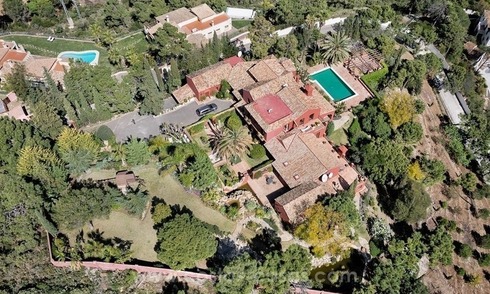 Villa classique de style rustique à vendre à El Madroñal, Benahavis - Marbella 