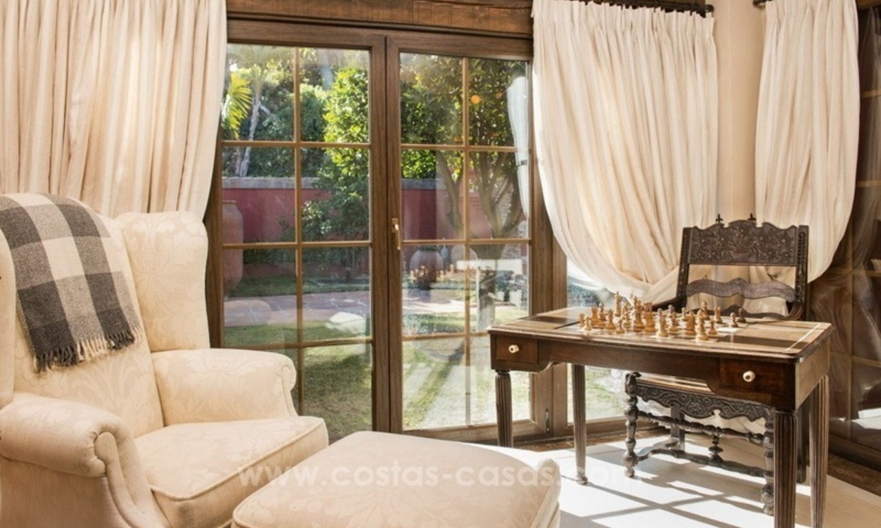 Villa classique de style rustique à vendre à El Madroñal, Benahavis - Marbella 28