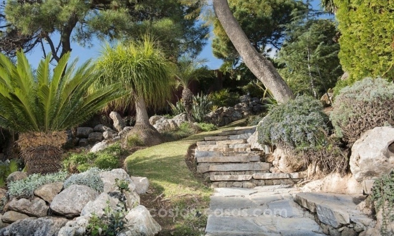 Villa classique de style rustique à vendre à El Madroñal, Benahavis - Marbella 14