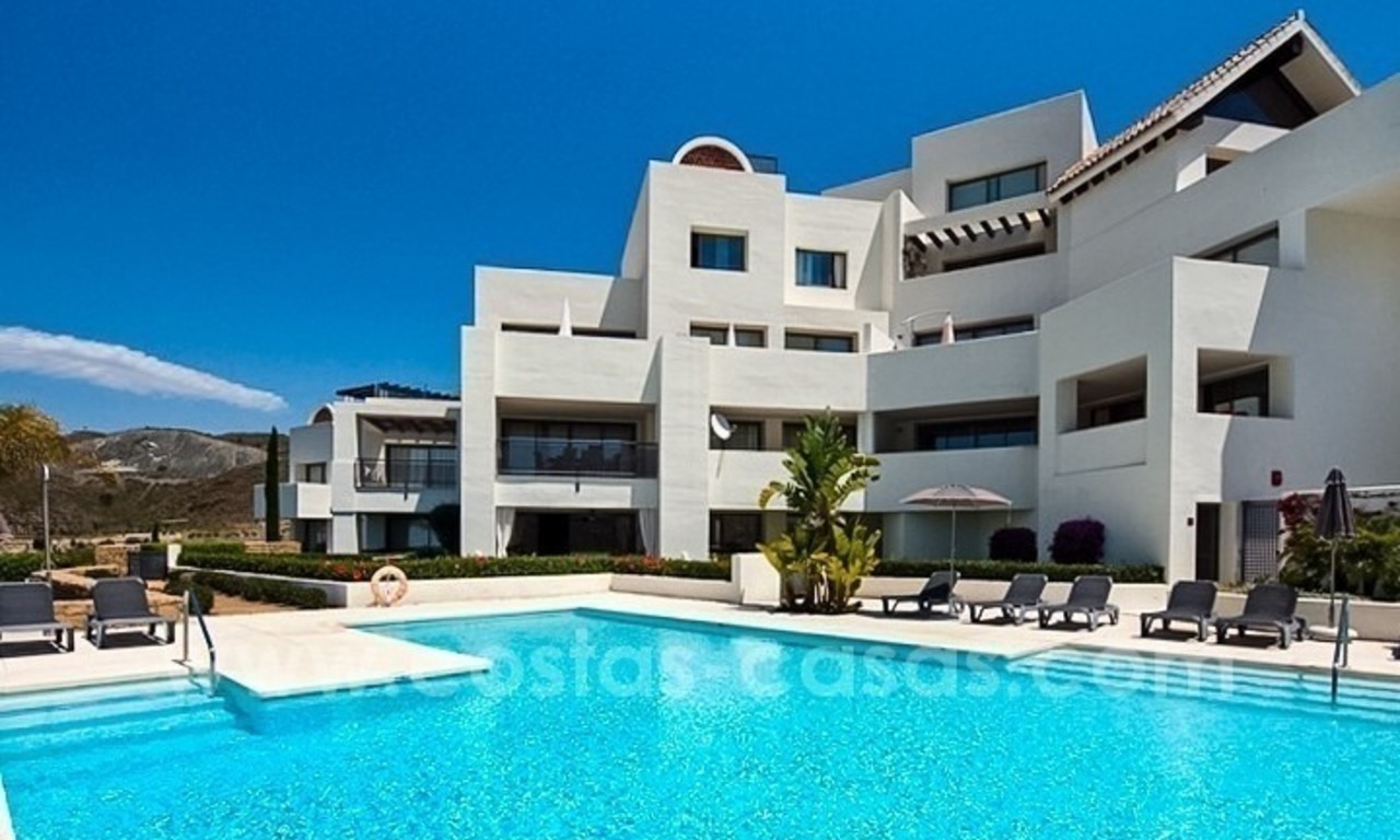 Appartement penthouse moderne de luxe en première ligne de golf à vendre dans un complexe de golf 5 * dans Benahavis - Marbella 22