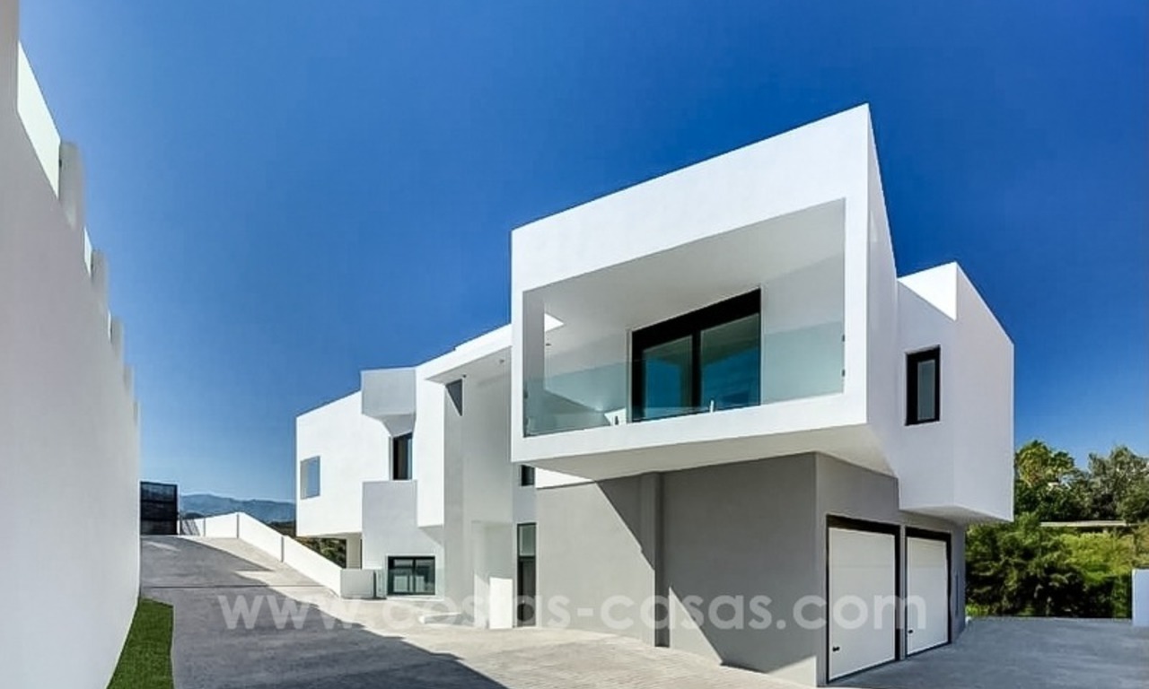 Villa moderne nouvellement construite à vendre dans l'Est de Marbella 1