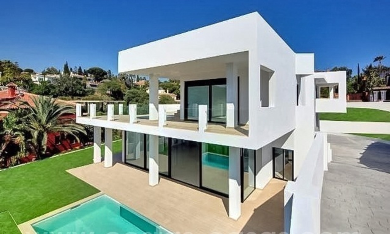 Villa moderne nouvellement construite à vendre dans l'Est de Marbella 2