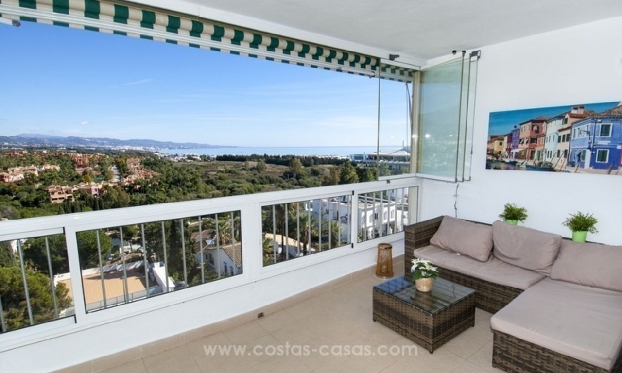 Spacieux appartement en vente très bien placé à Nueva Andalucia à Marbella, à proximité de Puerto Banús 4