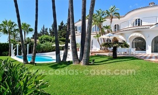 Élégante villa en parfait état à vendre sur la Mille d’or, Marbella 2