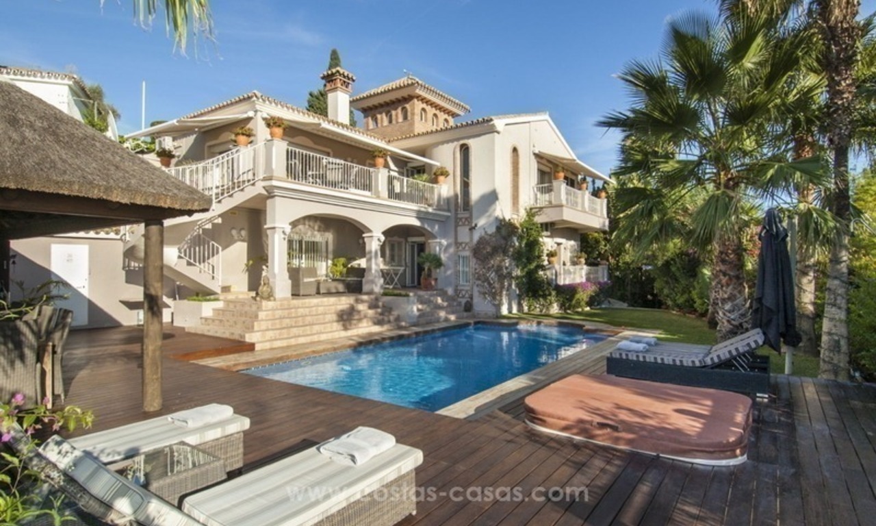 Villa avec vue sur la mer à vendre à l’Est de Marbella 9