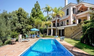 Belle villa à vendre, première ligne de golf, à l’Est Marbella 0