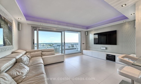 Appartement moderne à vendre à Marbella - Benahavis avec vue sur mer 