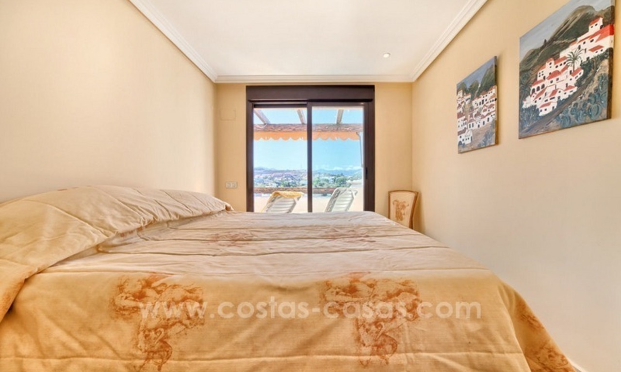 Appartement de luxe au dernier étage en vente à Benahavis, Marbella 13