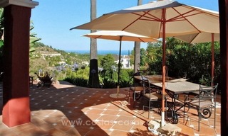 A vendre: Charmante villa andalouse traditionnelle, avec d'excellentes vues sur la mer dans El Madroñal, Benahavis - Marbella 6