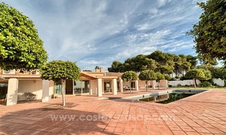 Terrain en bord de mer avec un Projet pour une Villa en vente sur le Nouvelle Mille d’Or, Marbella - Estepona 9