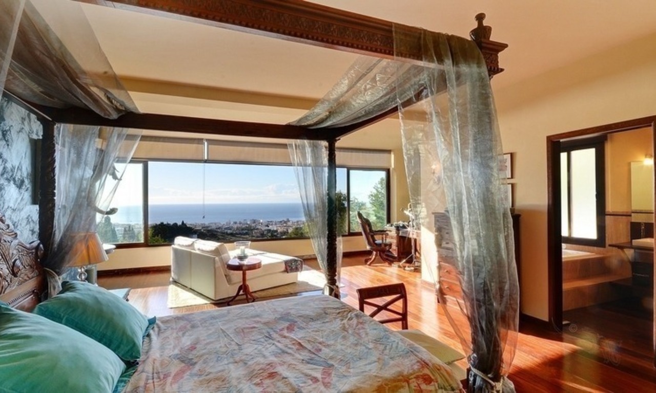 Villa de luxe avec vue sur la mer à vendre près de la ville de Marbella 14