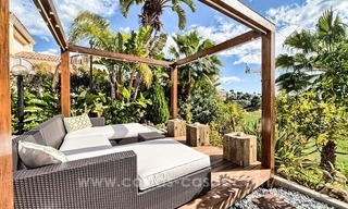 Villa moderne rénovée en première ligne de golf en vente à Benahavis - Marbella 5