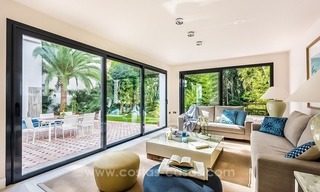 Villa entièrement rénovée de style contemporain à vendre à Nueva Andalucía, Marbella 2