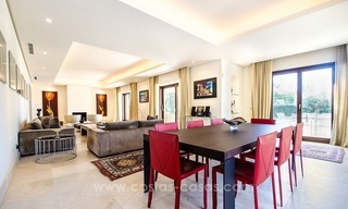 Moderne andalouse villa de luxe de style en vente sur le Golden Mile, Marbella 9