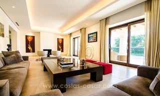 Moderne andalouse villa de luxe de style en vente sur le Golden Mile, Marbella 7