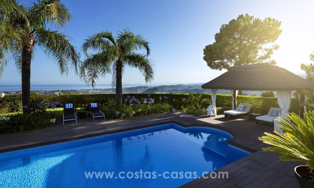 Marbella - Benahavis à vendre: Vues panoramiques sur la mer & villa entièrement rénovée 434