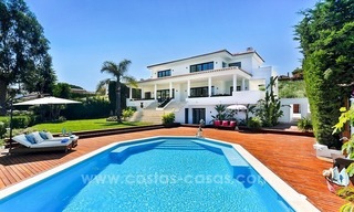 Villa contemporaine en première ligne de golf à vendre à Nueva Andalucía - Marbella 1