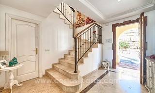 Belle villa à vendre au-dessus de la Mille d’Or, Marbella 18