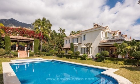 Elégante villa de style traditionnel de luxe en vente à Sierra Blanca, la Mille d’Or, Marbella 