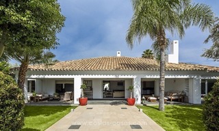 A vendre: Villa de design en première ligne de golf, Nueva Andalucia, Marbella 1