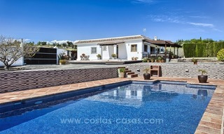 Charmante villa - finca à vendre à Estepona, Costa del Sol 0