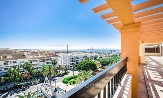 Grand appartement de coin en vente avec vues mer et montagne au coeur de San Pedro, Marbella 2