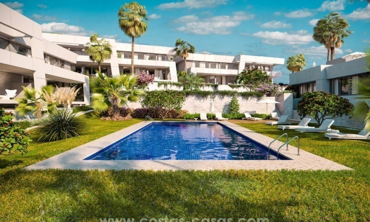 Maisons de ville modernes de luxe en vente à Marbella Est 0