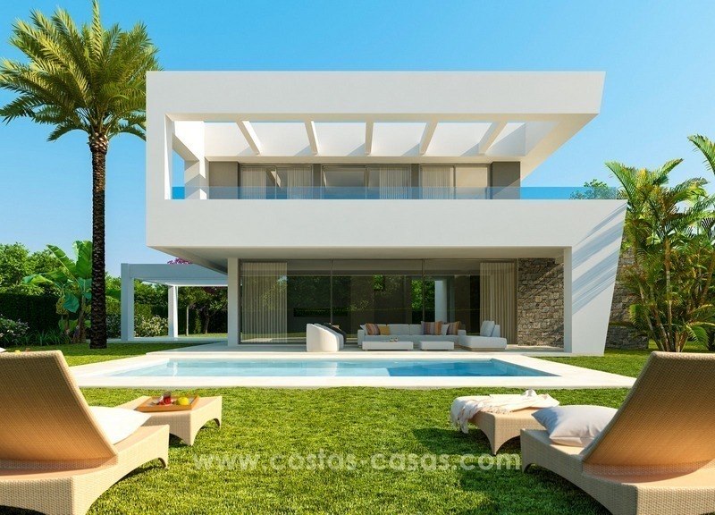 Villa contemporaine de luxe, nouvellement construite à l’Est de Marbella