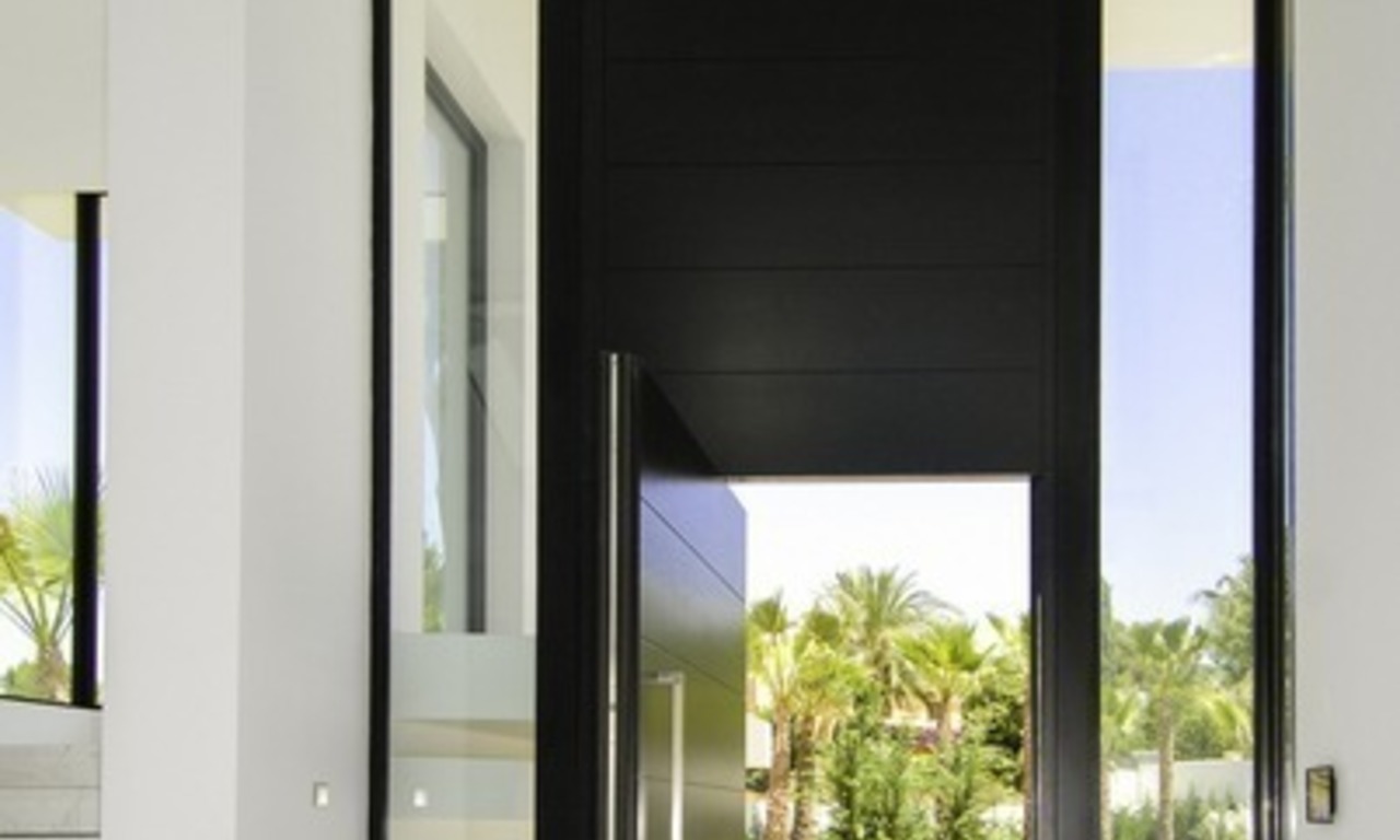 Nouvelle villa de plage moderne à vendre à Marbella 9
