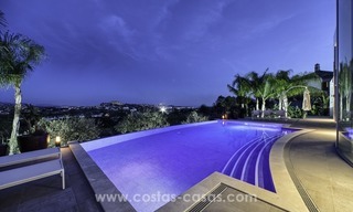 Superbe villa moderne à vendre à Nueva Andalucia, Marbella - Benahavis 1