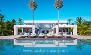 Villa contemporaine nouvellement construite en première ligne de plage à vendre, Nouvelle Mille d’Or, Marbella - Estepona 0