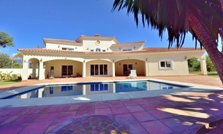 Magnifique villa en deuxième ligne de plage à Guadalmina Baja, Marbella 1