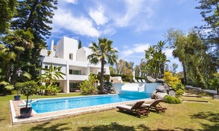Villa de design en première ligne de golf à vendre à Marbella 6