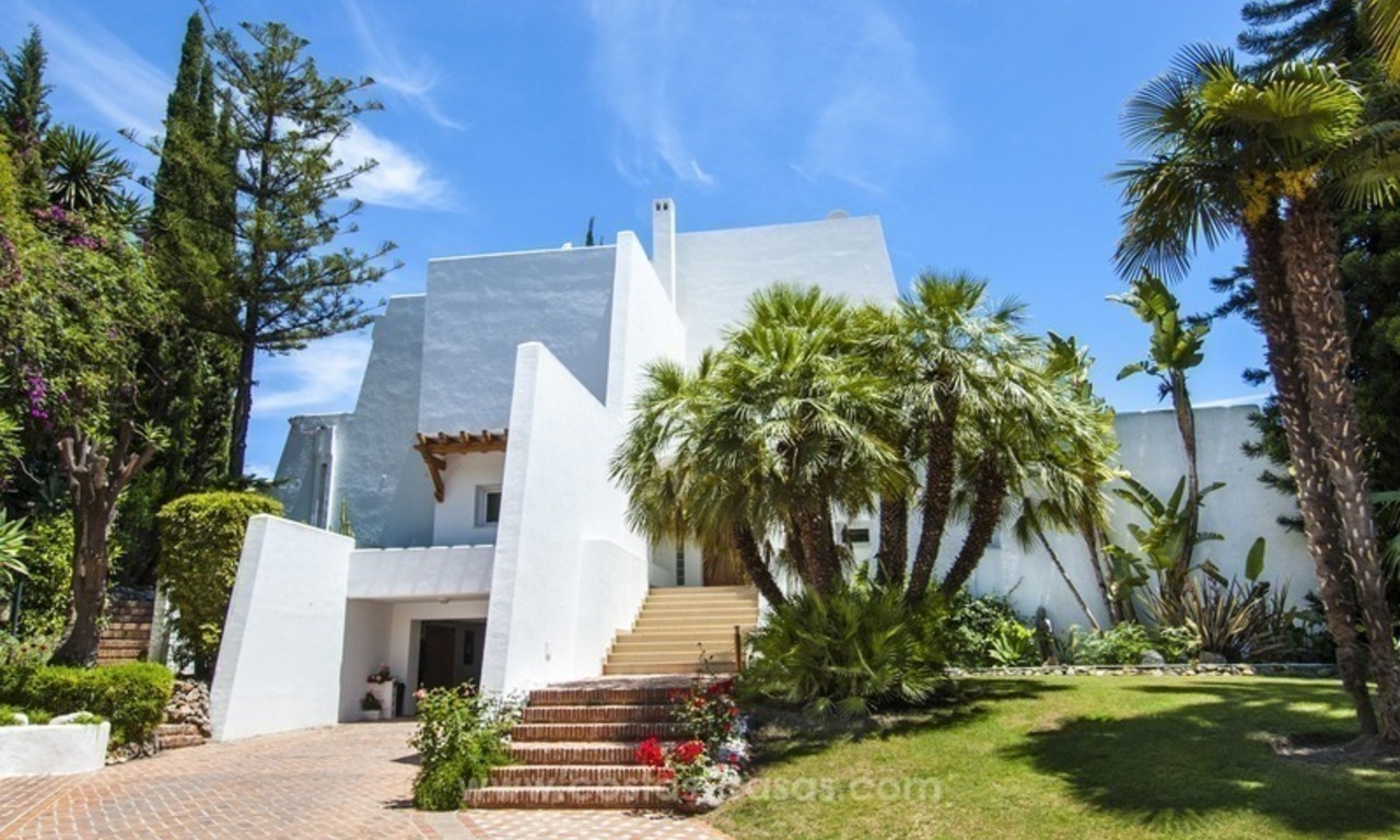 Villa de design en première ligne de golf à vendre à Marbella 4