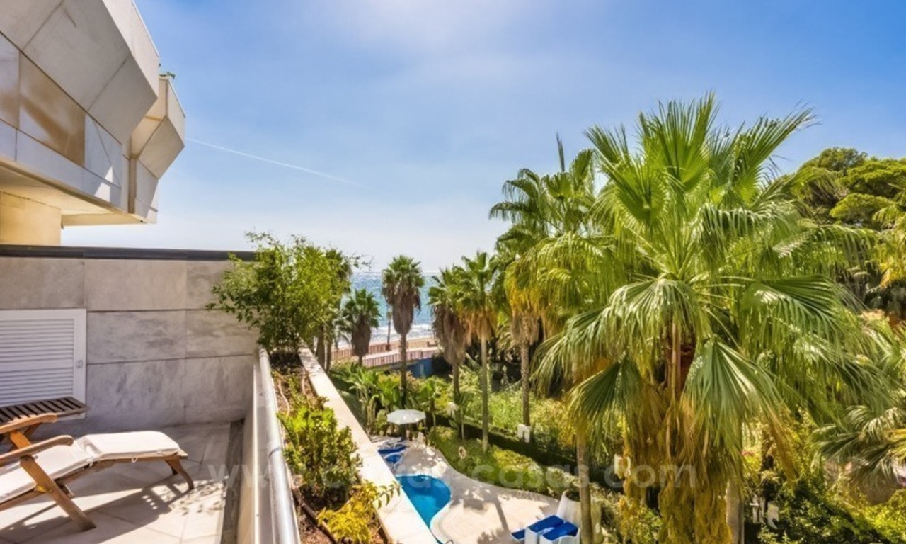 Opportunité:à vendre en Gran Marbella: Fantastique appartement en première ligne de plage 9