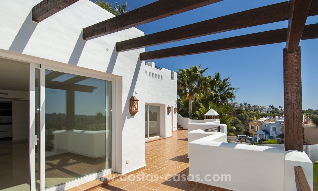 Fabuleux penthouse de 3 chambres à Nueva Andalucia, Marbella 10