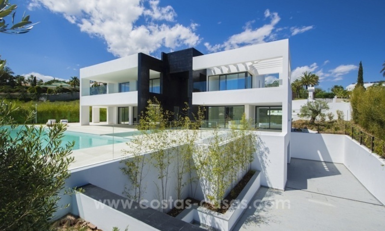 Villa moderne récemment construite en vente à Nueva Andalucía, Marbella 4
