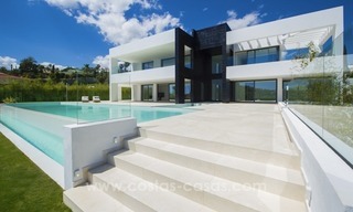 Villa moderne récemment construite en vente à Nueva Andalucía, Marbella 1