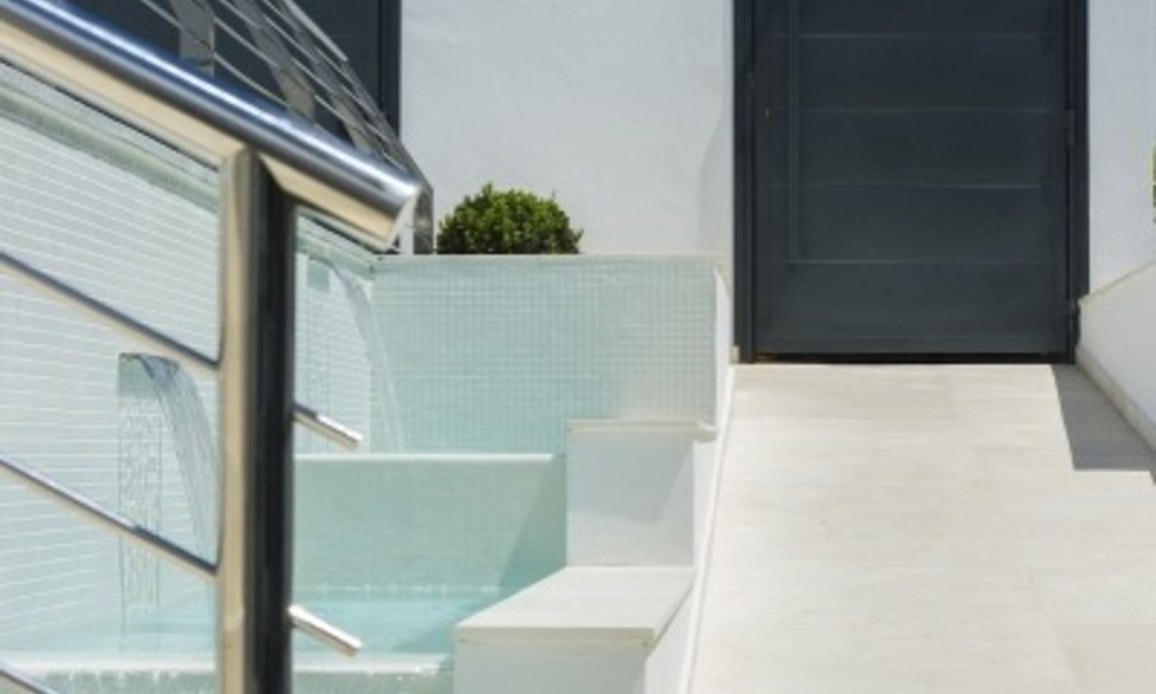 Villa moderne récemment construite en vente à Nueva Andalucía, Marbella 13